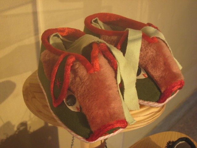 Bata Shoe Museum: Pig shoes