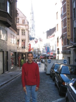 cobblestone street in Brussels