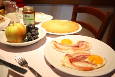 Breakfast at Skerlj farm