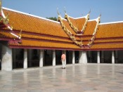 courtyard of the Marble Temple (Wat Benjamabopit)